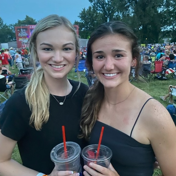 Meet your Posher, Maddie - Picture 1 of 1